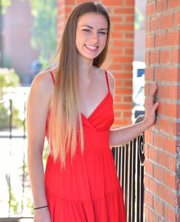 Ирина Мовсисян